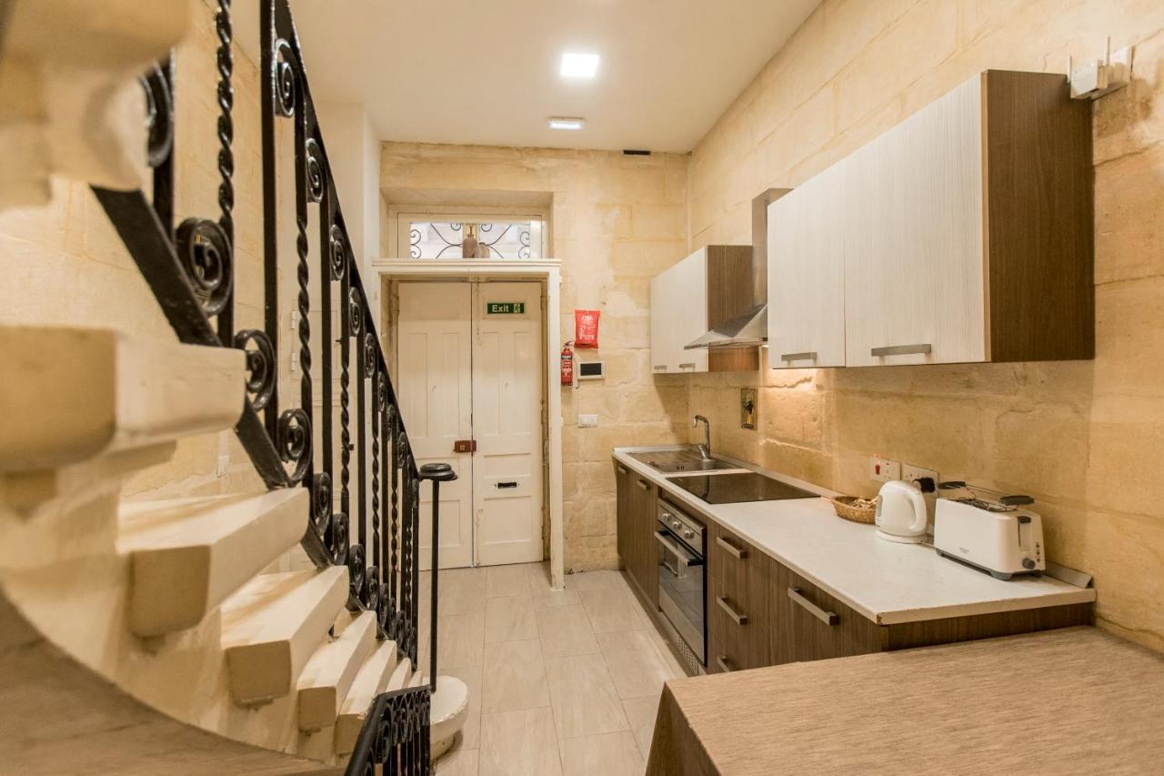 Gb Suites - Triplex Apartment La Valette Extérieur photo