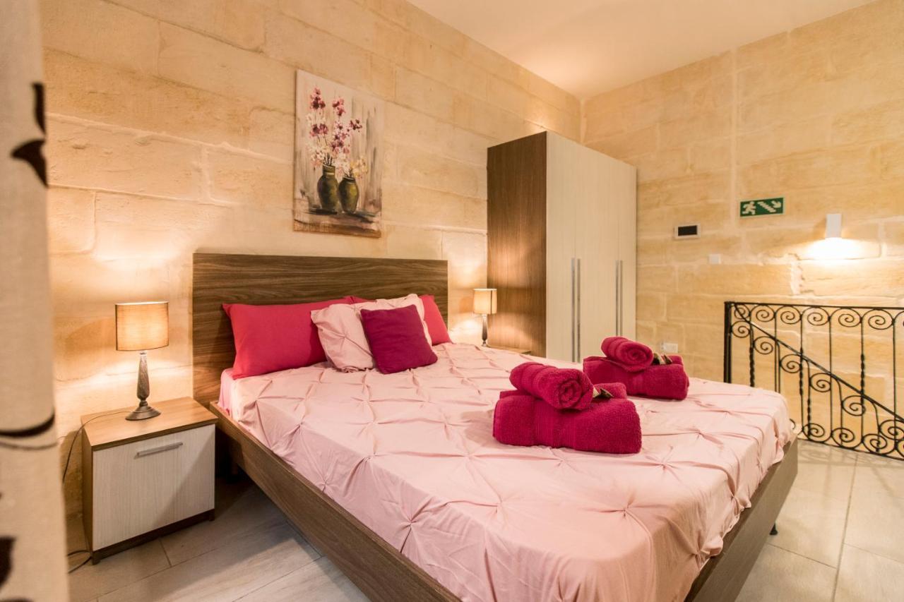 Gb Suites - Triplex Apartment La Valette Extérieur photo